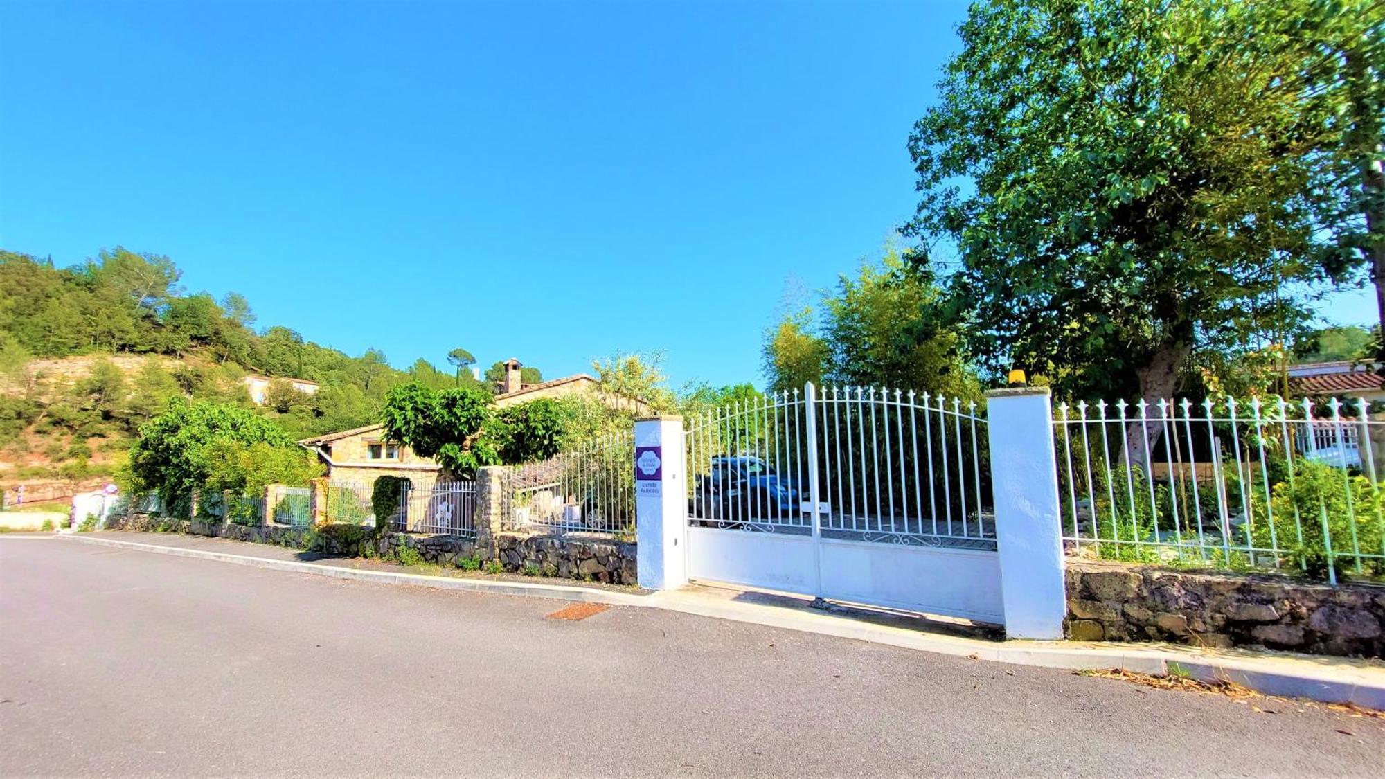 La Bergerie Du Moulin (Adults Only) Bed & Breakfast Taradeau Exterior photo